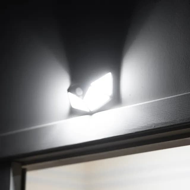 Светильник аккумуляторный настенный 100 SMD, уличный, солнечная панель, датчик движения - 211774219