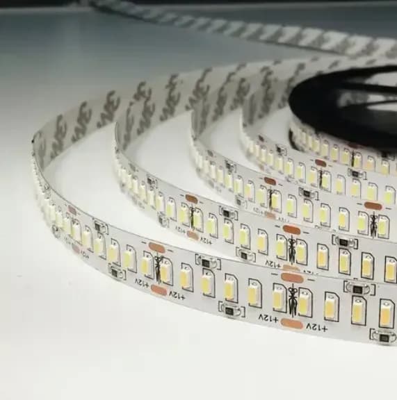 Світлодіодна стрічка B-LED Standart 12В 2835-240 нейтральний білий, негерметична, 1м - 611723512