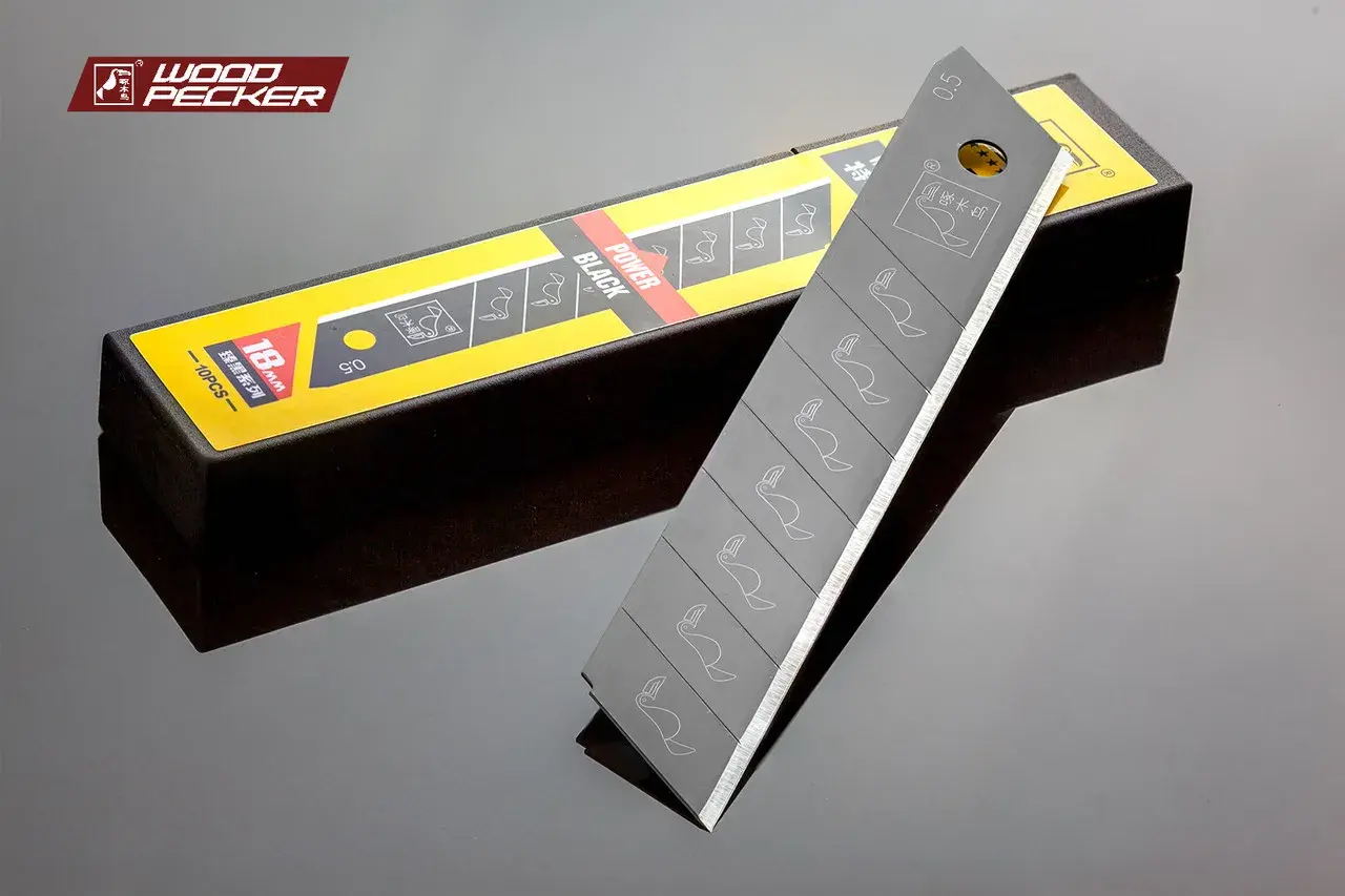 Леза для канцелярського ножа 18мм Woodpecker Premium чорні 10шт FD-B50 - 135264