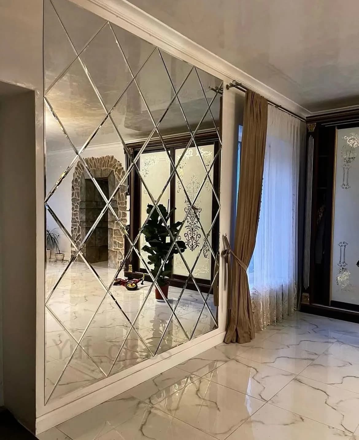 Панно зеркальное YUF_GLASS 2500х700 мм - 210368