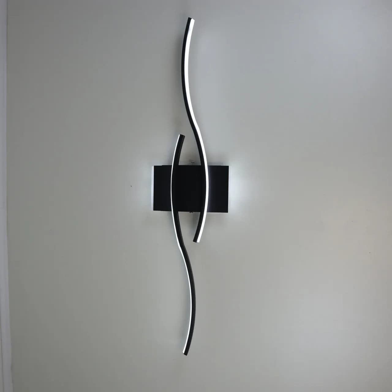 Волнообразное настенное LED бра "Silk" B377-1000 BK 60W - 448503513