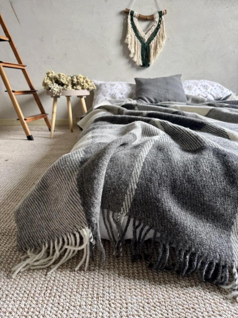 Плед Wool в клітинку сірий шерcтяний 200х220 см - 315360