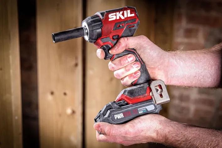 Безщітковий акумуляторний ударний гайковерт 20 В, 250 Нм, 3/8' SKIL 3265 CA Compact 11071900101 (SD1E3265CA) - 002234265