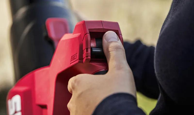 Повітродувка акумуляторна безщіткова, SKIL 0331 CA + енергокомплект 3111 АА 11072500302 (акумулятор 4,0 Ah, зарядний пристрій) промо-комплект - 476982614