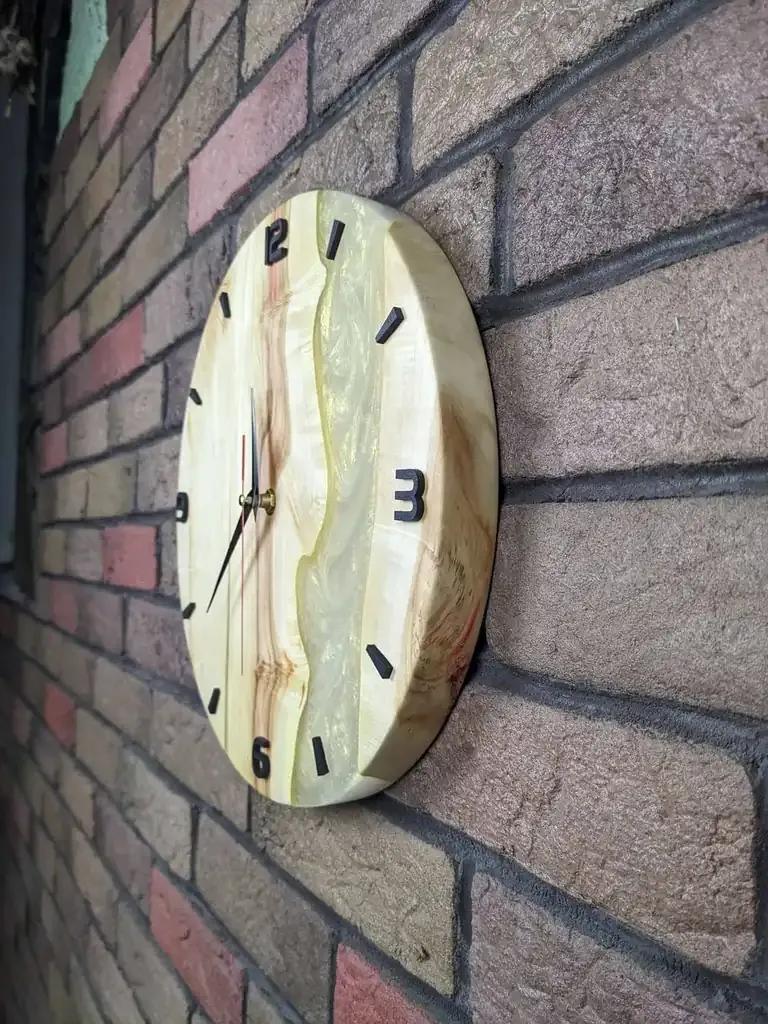 Настінний годинник з клену та перламутровою епоксидною смолою - 50 см - 382958
