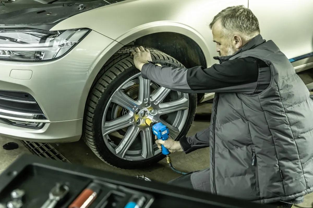 Жилет Hoegert WIED HT5K243-M утеплений RipStop 100% поліестер графіт, M (50) - 422173