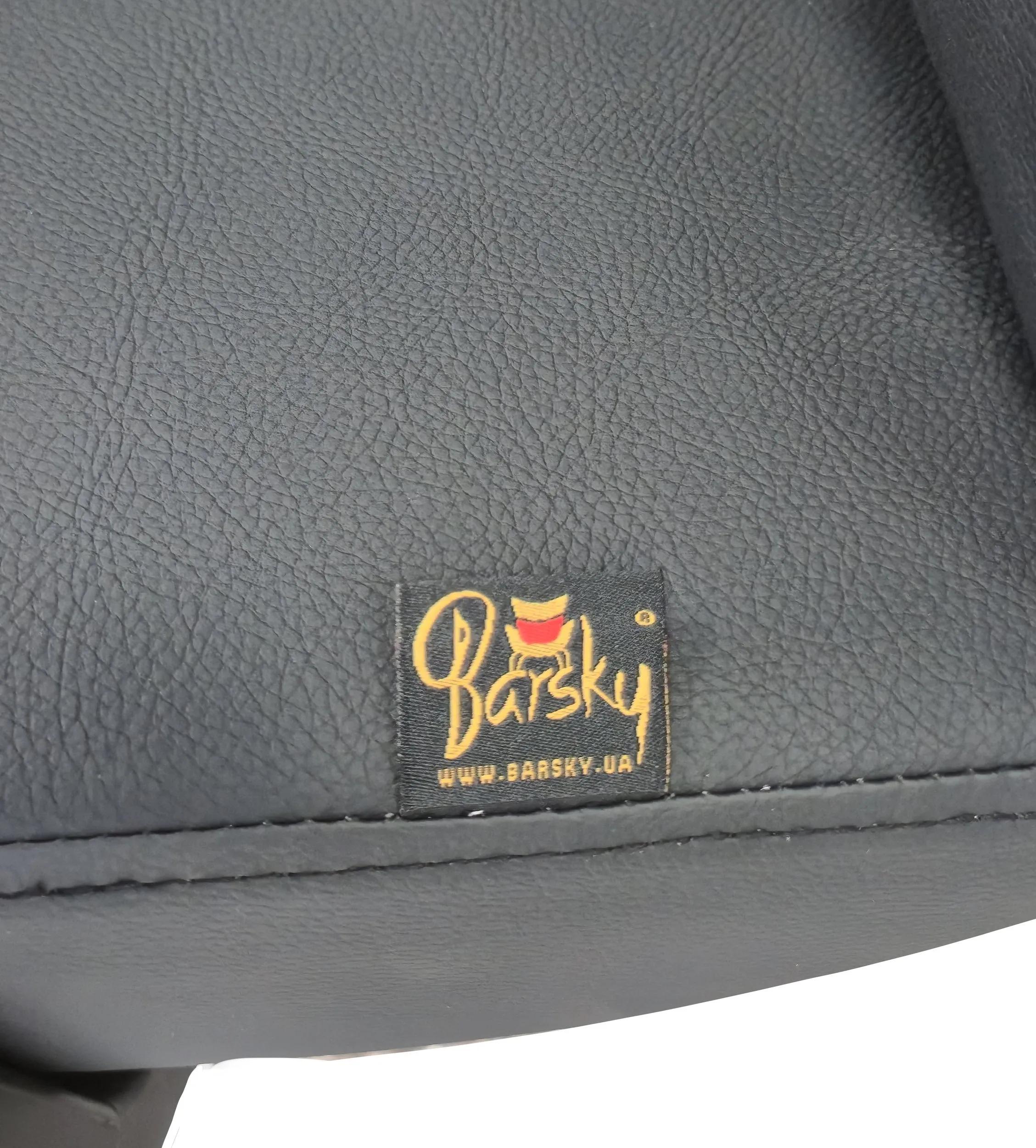Офісне крісло Barsky Office Soft Leather Syn Black ергономічне з 3D підлокітниками (BOS-03) - 507331